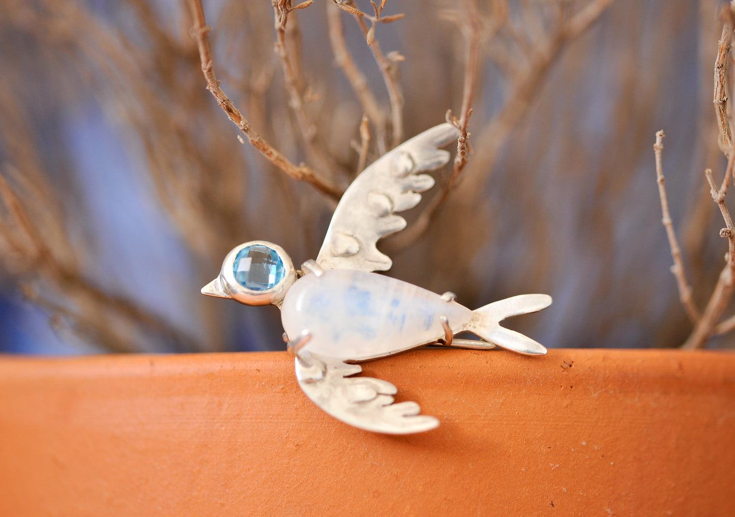 MOONSTONE BIRD